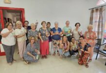 Un taller de autocuidado llena de amor propio el Centro de Día de Viator