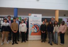 El IES Aurantia de Benahadux gana el primer premio del concurso del Defensor de la Infancia