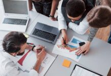 Ayudas para pymes y autónomos impulsan el empleo a jornada completa en mayores de 30 años