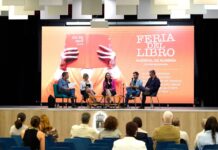 Huércal de Almería celebra una exitosa Feria del Libro entre autores, talleres y cultura