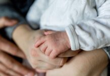 Andalucía regula por primera vez el reconocimiento oficial de las familias monoparentales