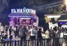 Las fiestas de sus barrios marcan el inicio del verano en Huércal de Almería