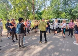 Fondón reúne a decenas de participantes en una jornada de naturaleza y sostenibilidad