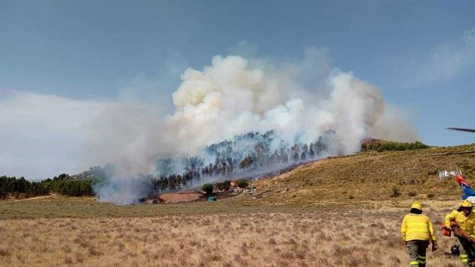 INCENDIO LAUJAR