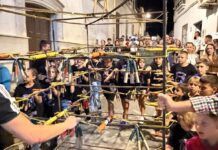 Alhabia celebra sus Fiestas del Santo Cristo de los Caminantes con pólvora y música