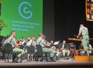 La Legión recauda fondos para la investigación contra el cáncer con un concierto benéfico